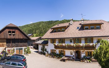 Pichlerhof_Panorama2_min.jpg